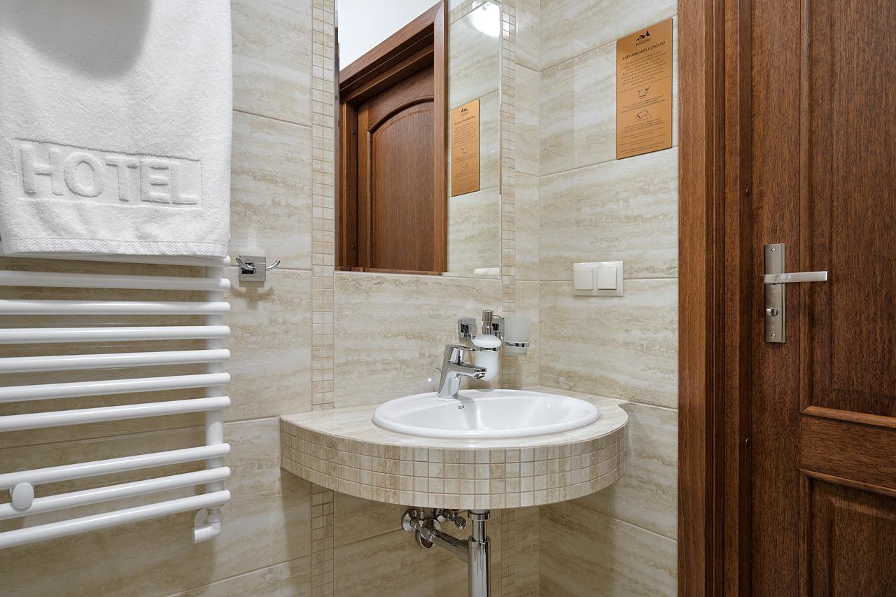 Hotel Palac Poledno Екстер'єр фото