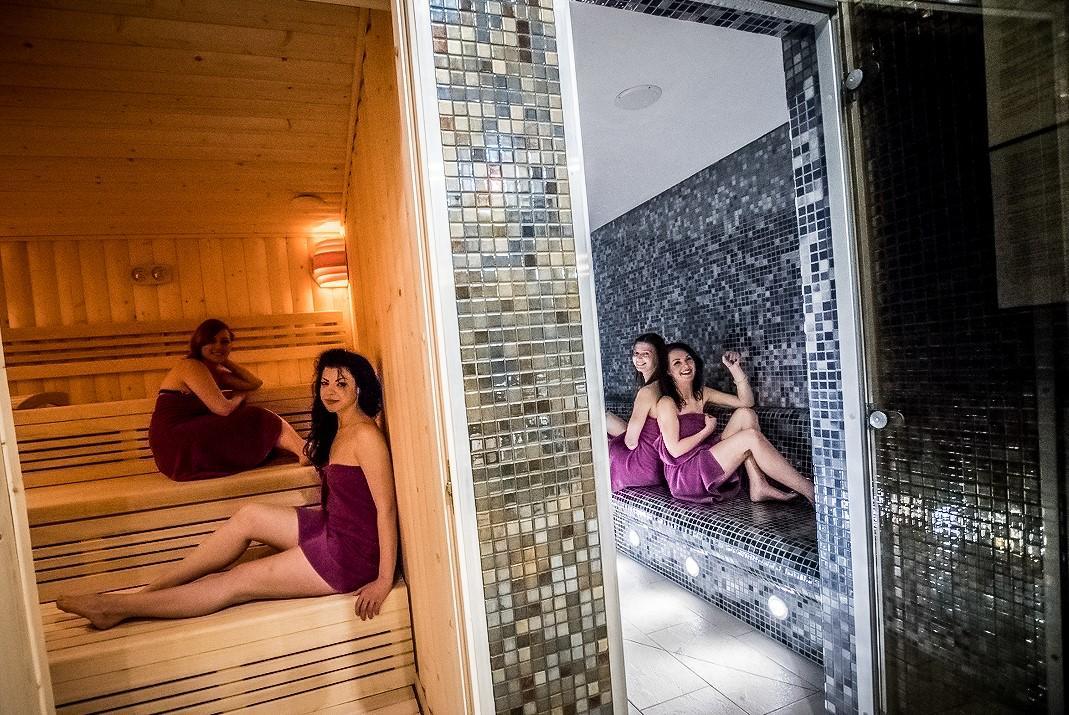 Hotel Palac Poledno Екстер'єр фото